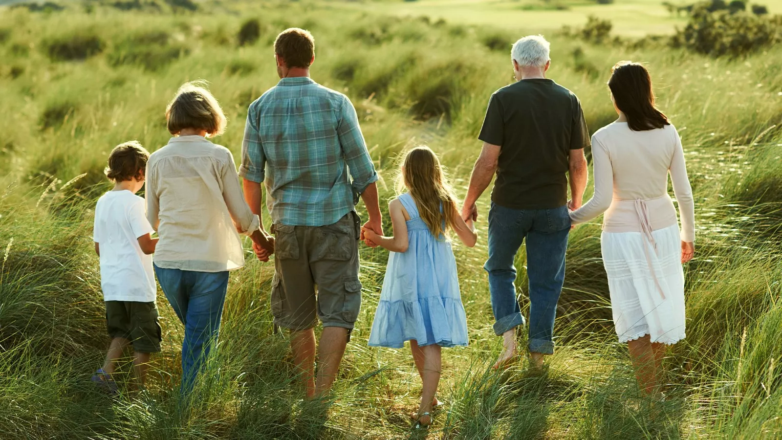 Почему важно родителям проводить время вместе