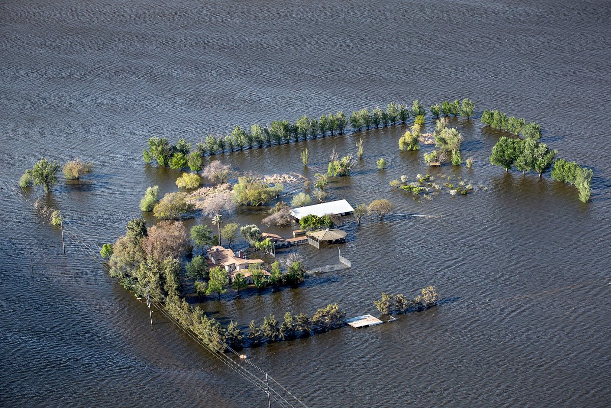 The Ghost Lake Rising in California - Newsweek