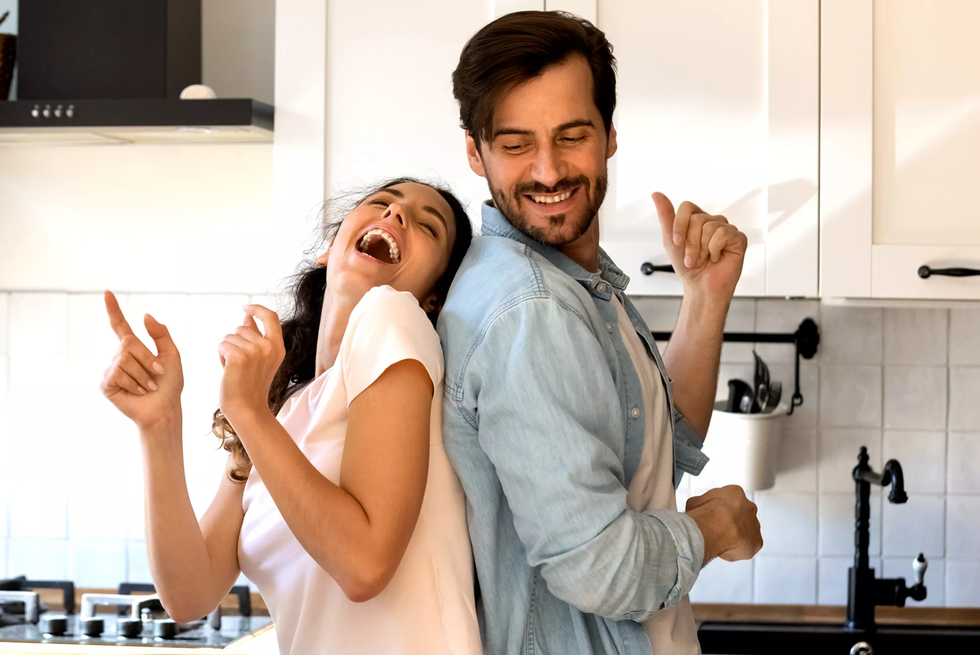 Michigan Republicans Fight Lifting Ban on Unmarried Couples Living Together - Vimarsana News