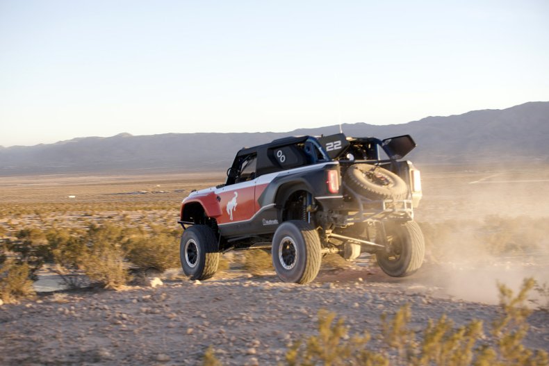 Ford Bronco DR