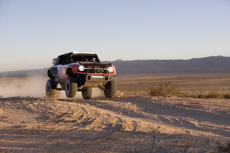 Ford Bronco DR