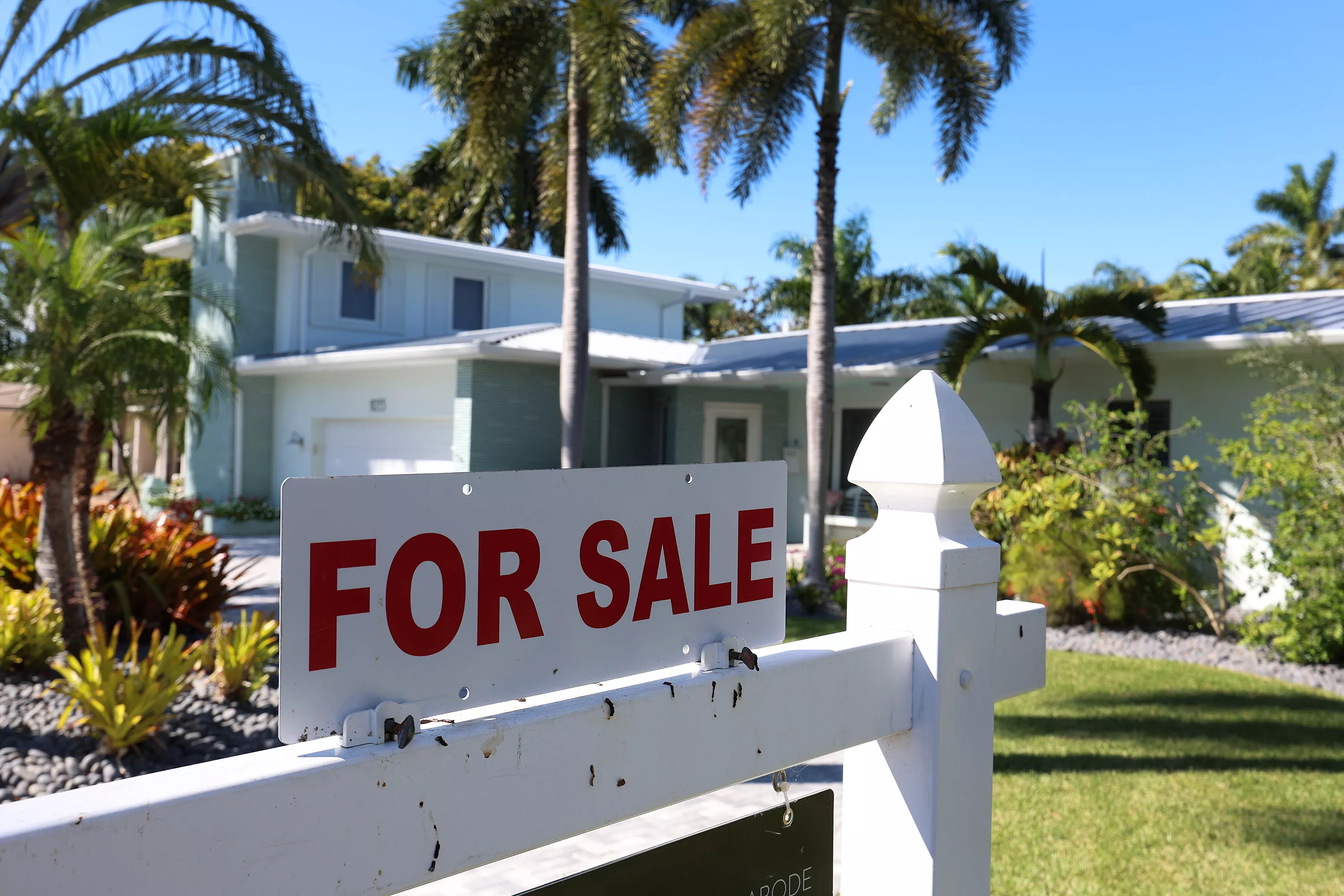Biden Raises Costs for Homebuyers With Good Credit to Help Risky Borrowers - Vimarsana News