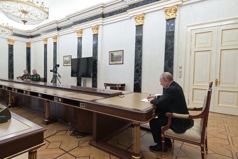 Putin Gerasimov Shoigu meeting