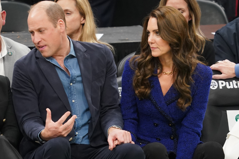 PDA Bola Basket Pangeran William dan Kate Middleton
