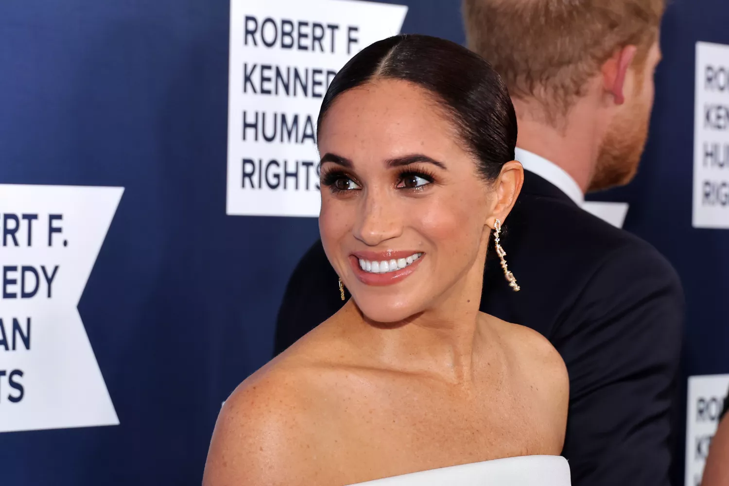 Meghan Markle's New Move Will Help 'Rebuild' Brand In Entertainment World - Vimarsana News
