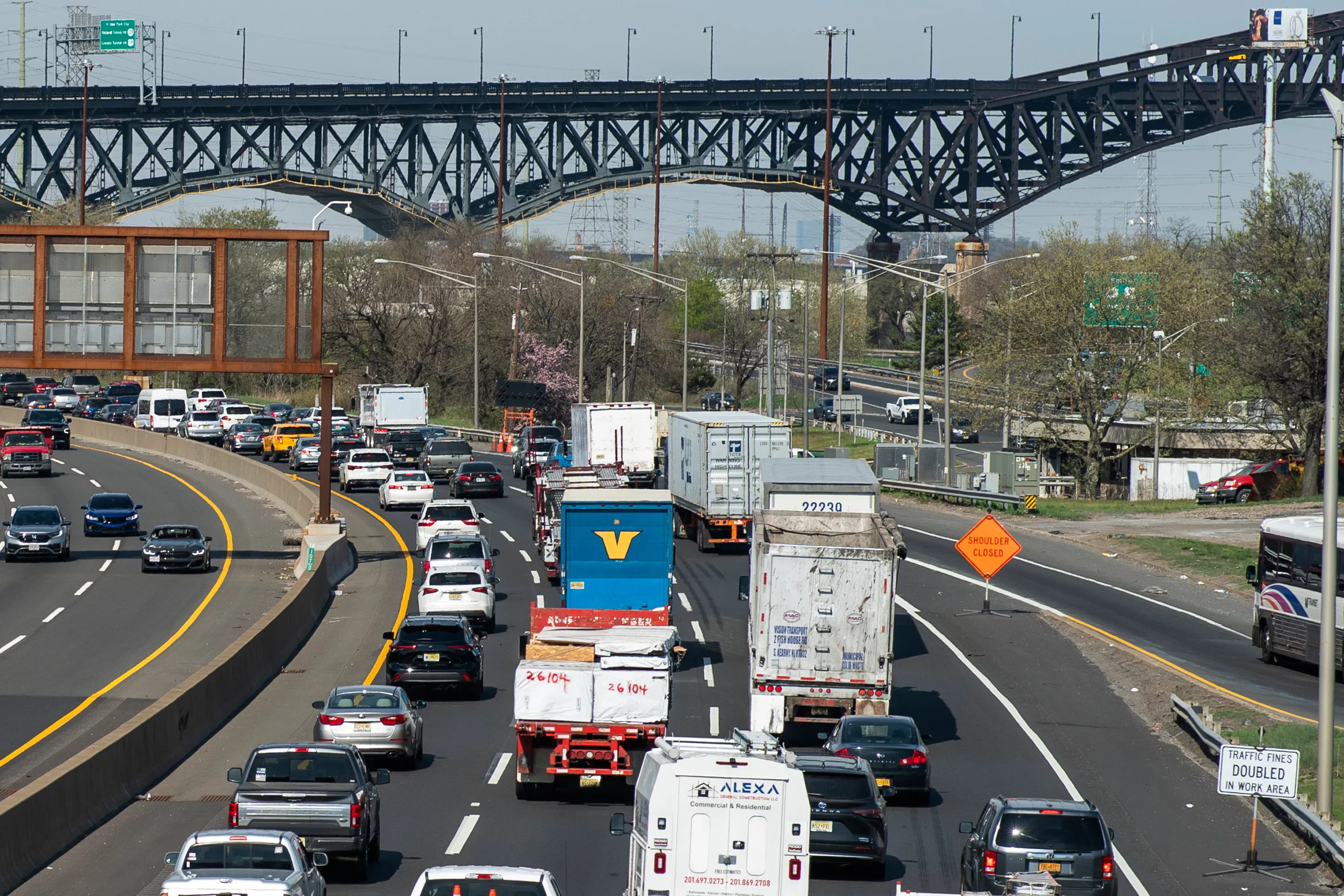 Connected Cars Will Save Drivers Time, Money and Strife - Vimarsana News