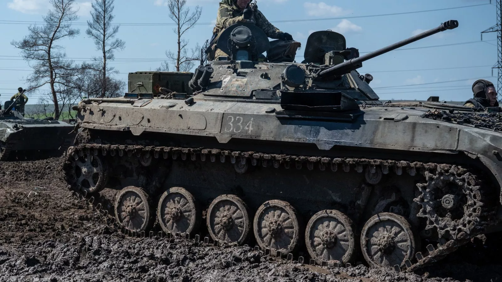 ukrainian-tank.webp?w=1600&h=900&q=88&f=