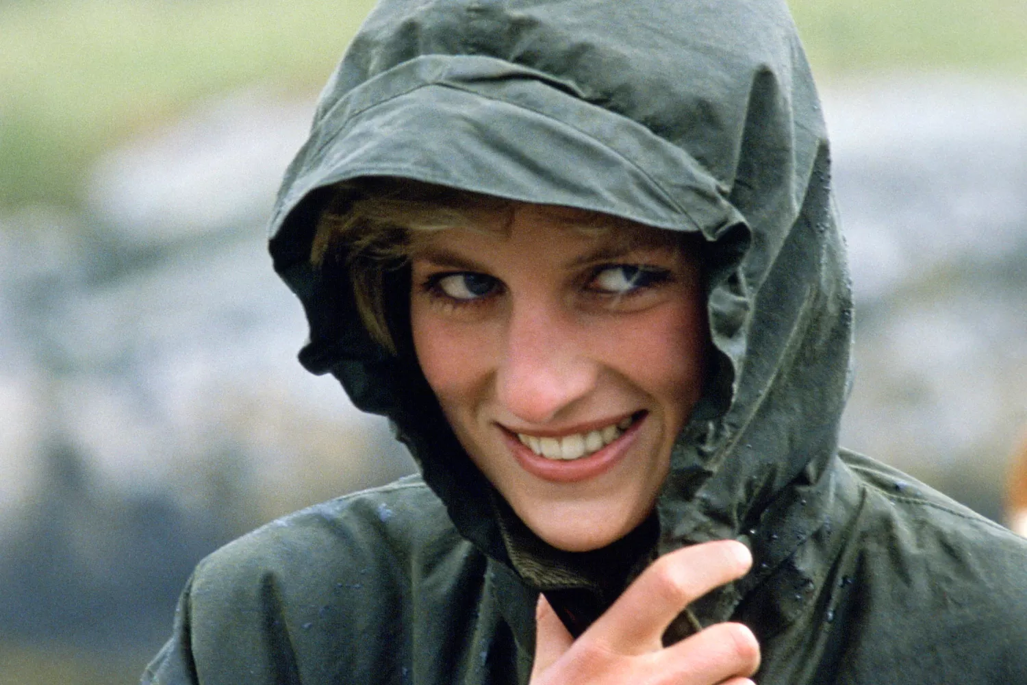 Princess Diana Fans Joke She Ruined Weather for King's Coronation - Vimarsana News