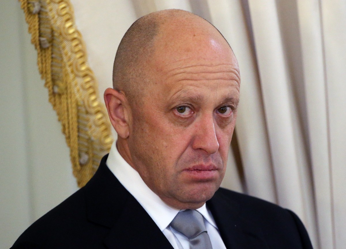 Prigozhin Says Nuclear Threats Make Russia Look Like 'Clowns'