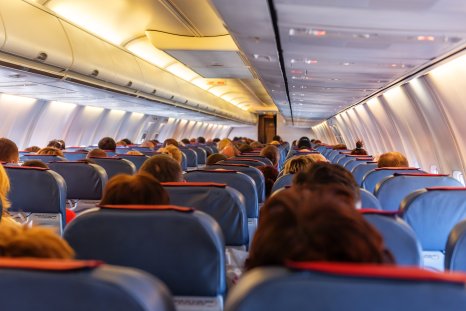 Teen Kicked off Plane Over Comments About Passenger Slammed As 'Fatphobic