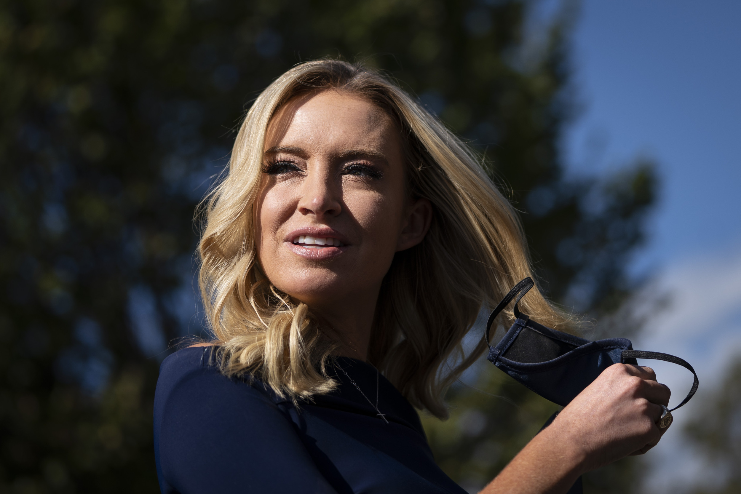 Tucker Carlson Fans Turn on Kayleigh McEnany for Taking Over: ‘Big Mistake’