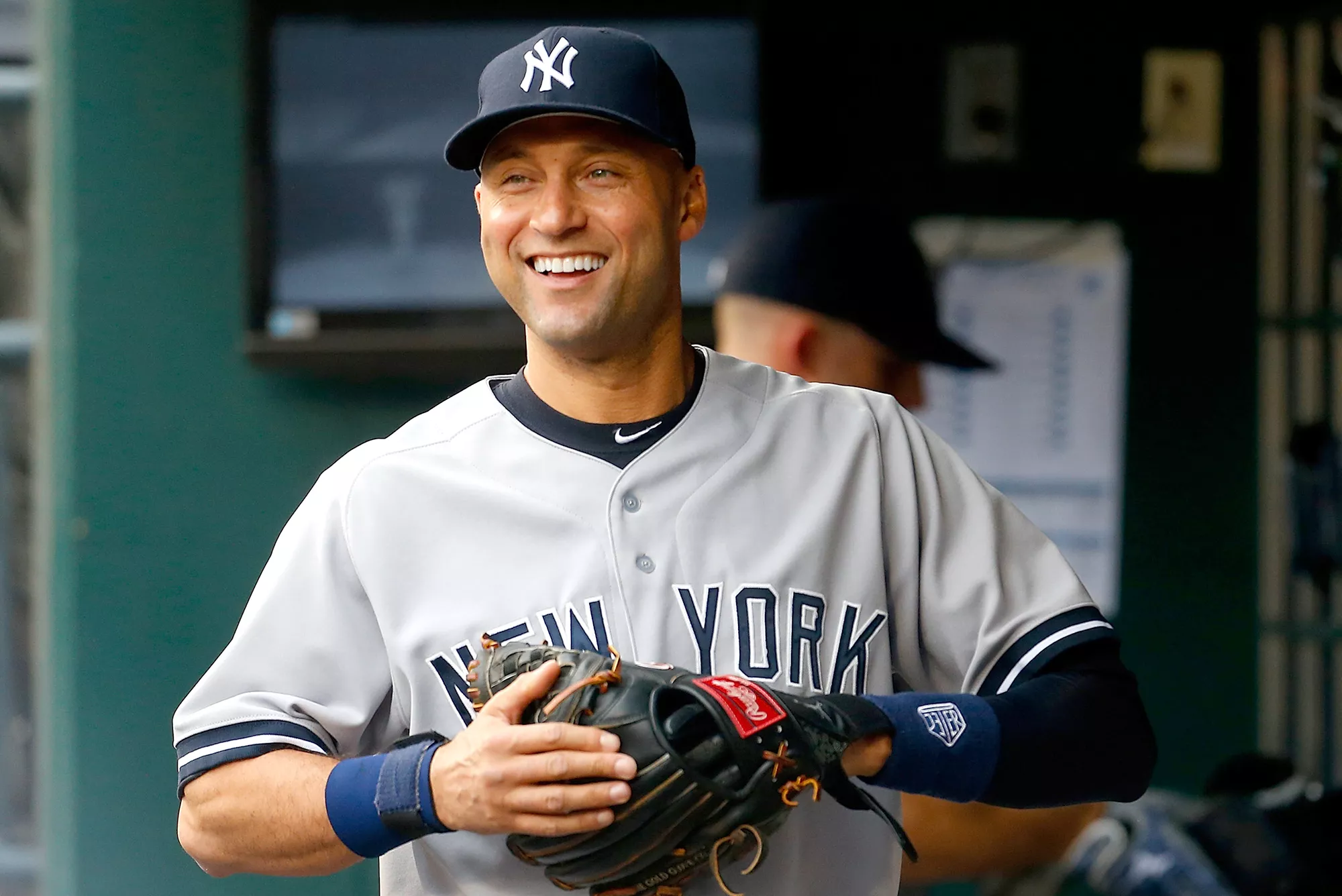 Yankees Speak Out After Derek Jeter Announces Surprise Fourth Child - Vimarsana News
