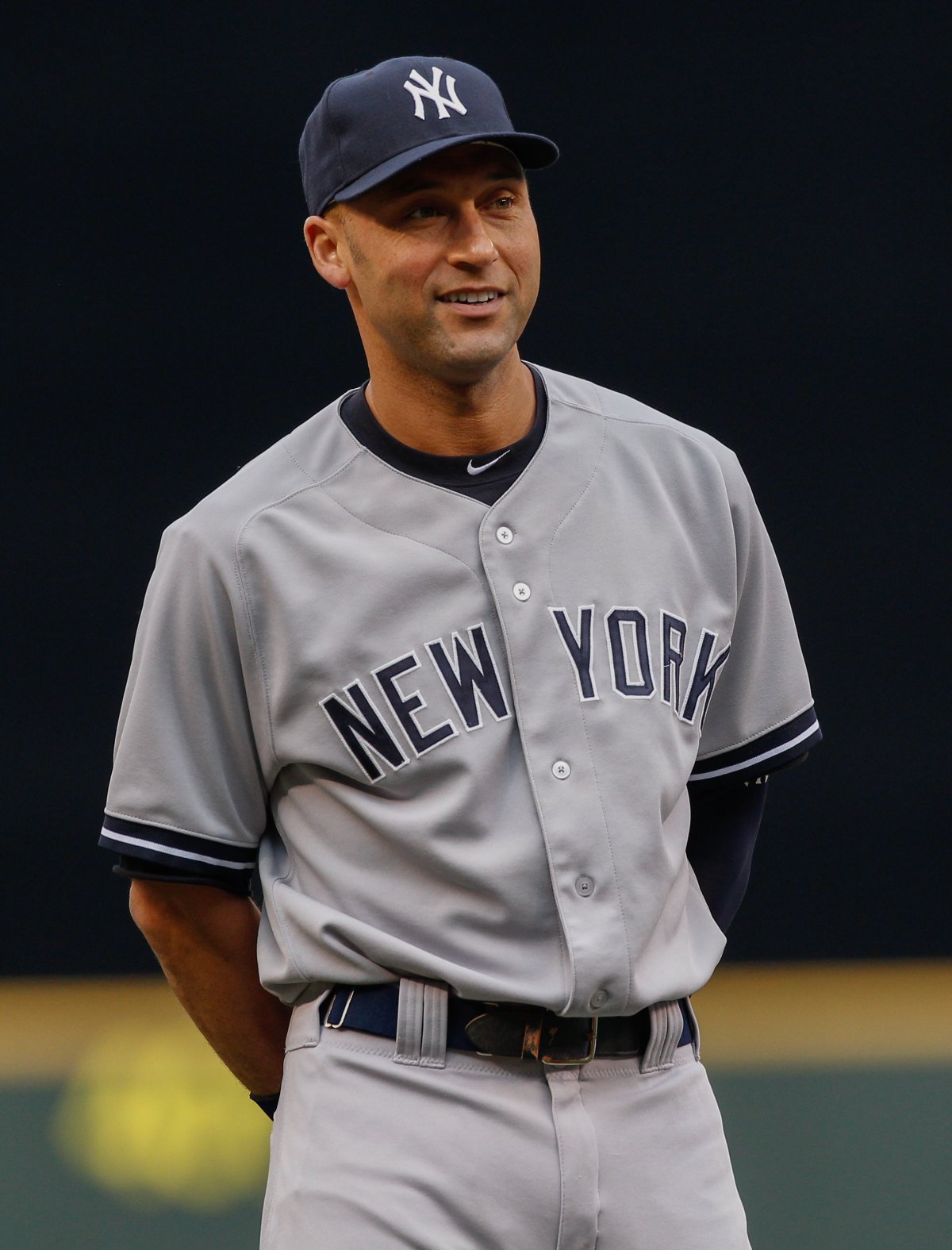 Yankees Speak Out After Derek Jeter Announces Surprise Fourth Child ...