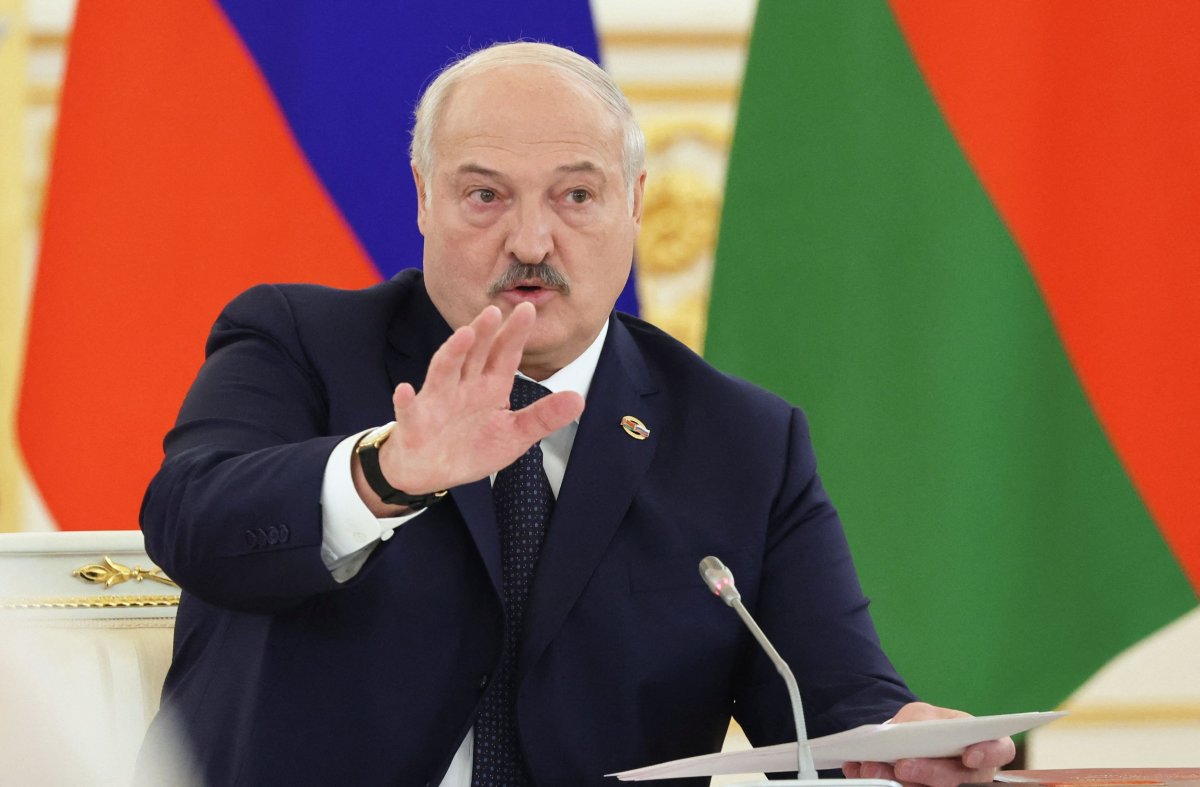 Rumors grow over Lukashenko health