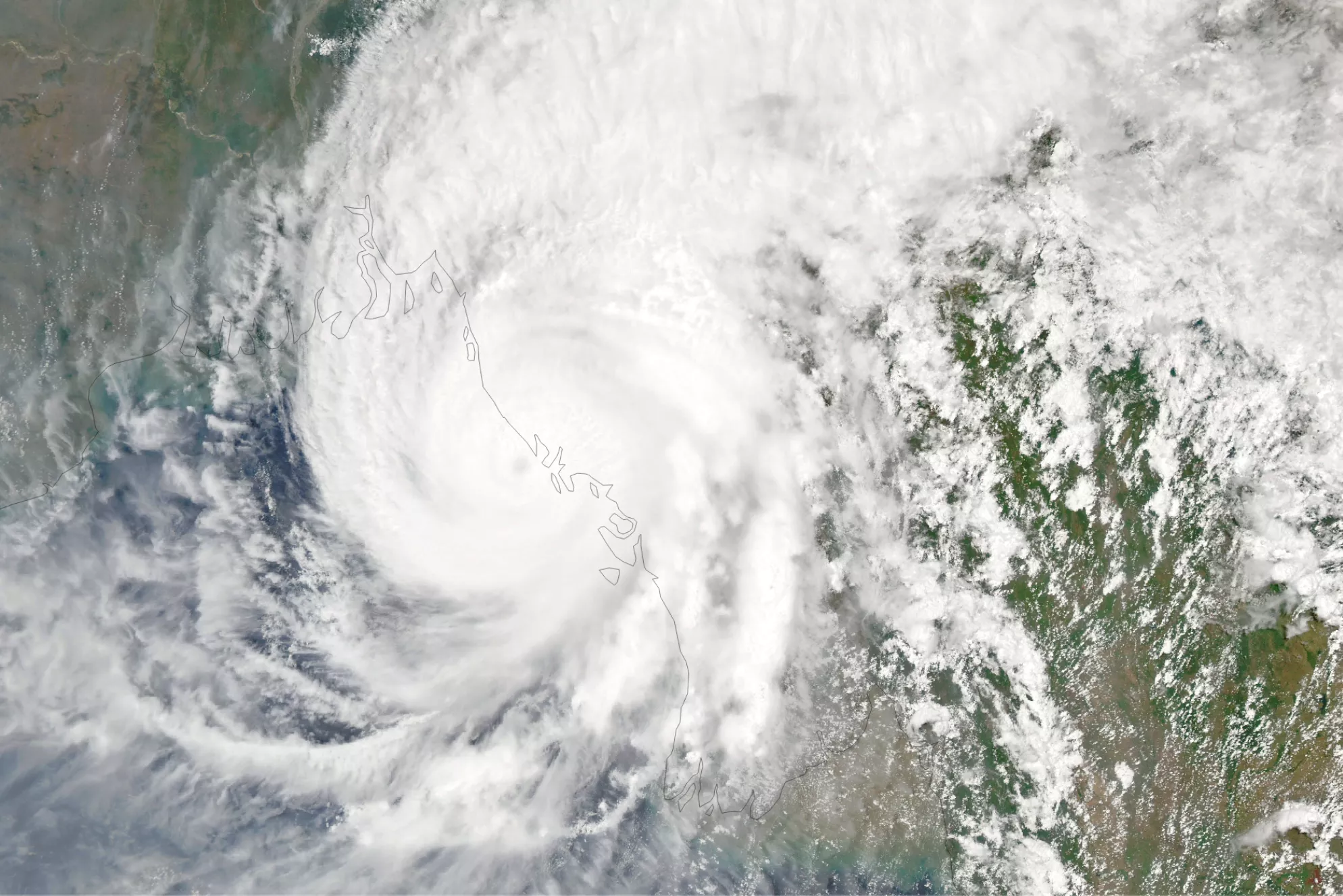 NASA Image Shows Powerful Cyclone That Injured 700 People - Vimarsana News