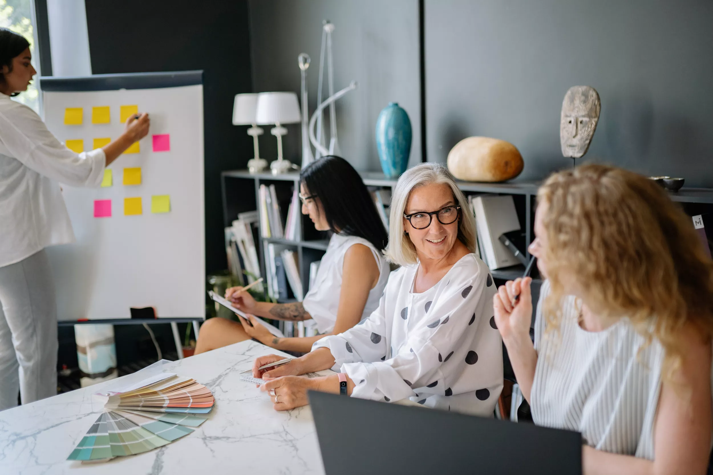 How Recruiters Can Ensure Their Job Postings Reach Diverse Candidates - Vimarsana News