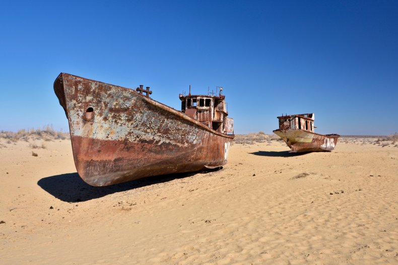 dried lake boats