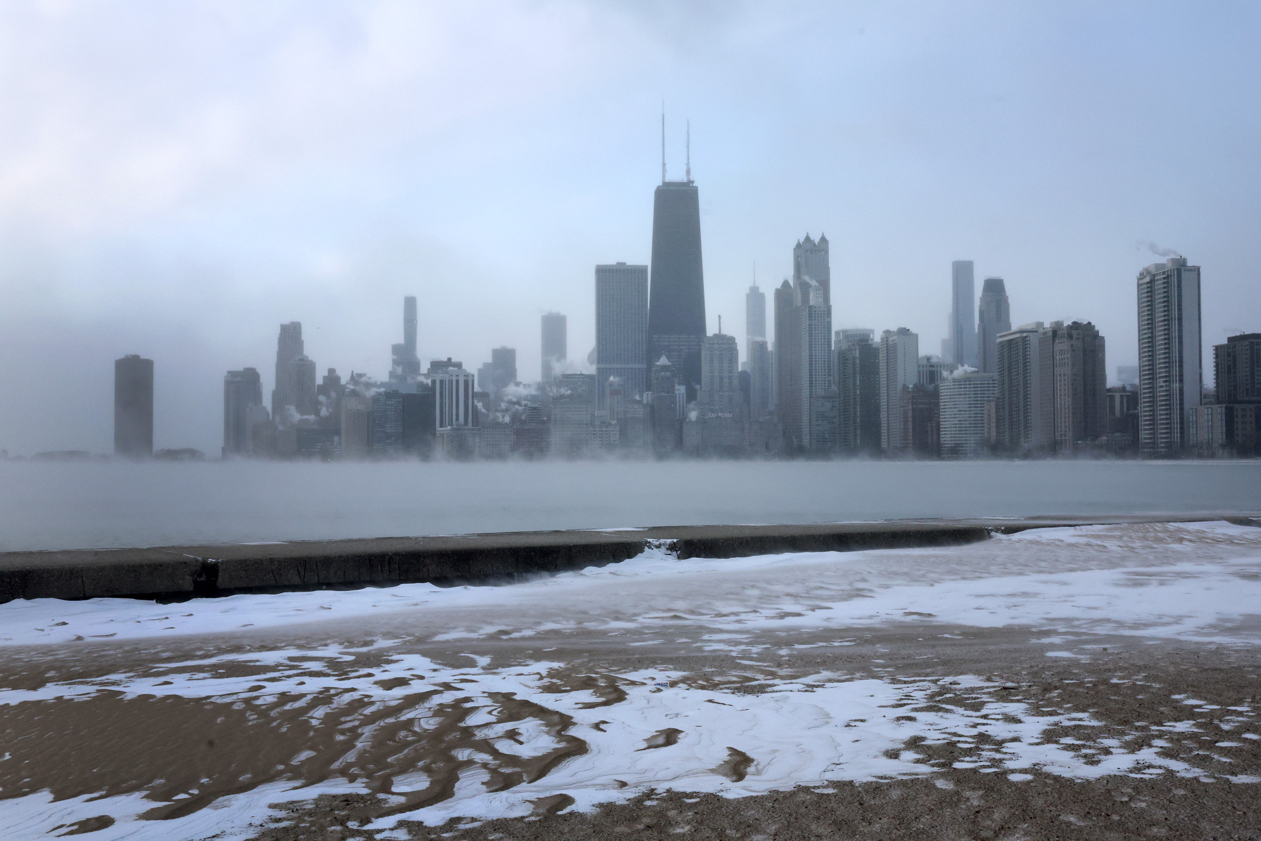 Weather Phenomenon Capsizes Boat On Lake Michigan Newsweek   Lake Michigan Ice Vapor 