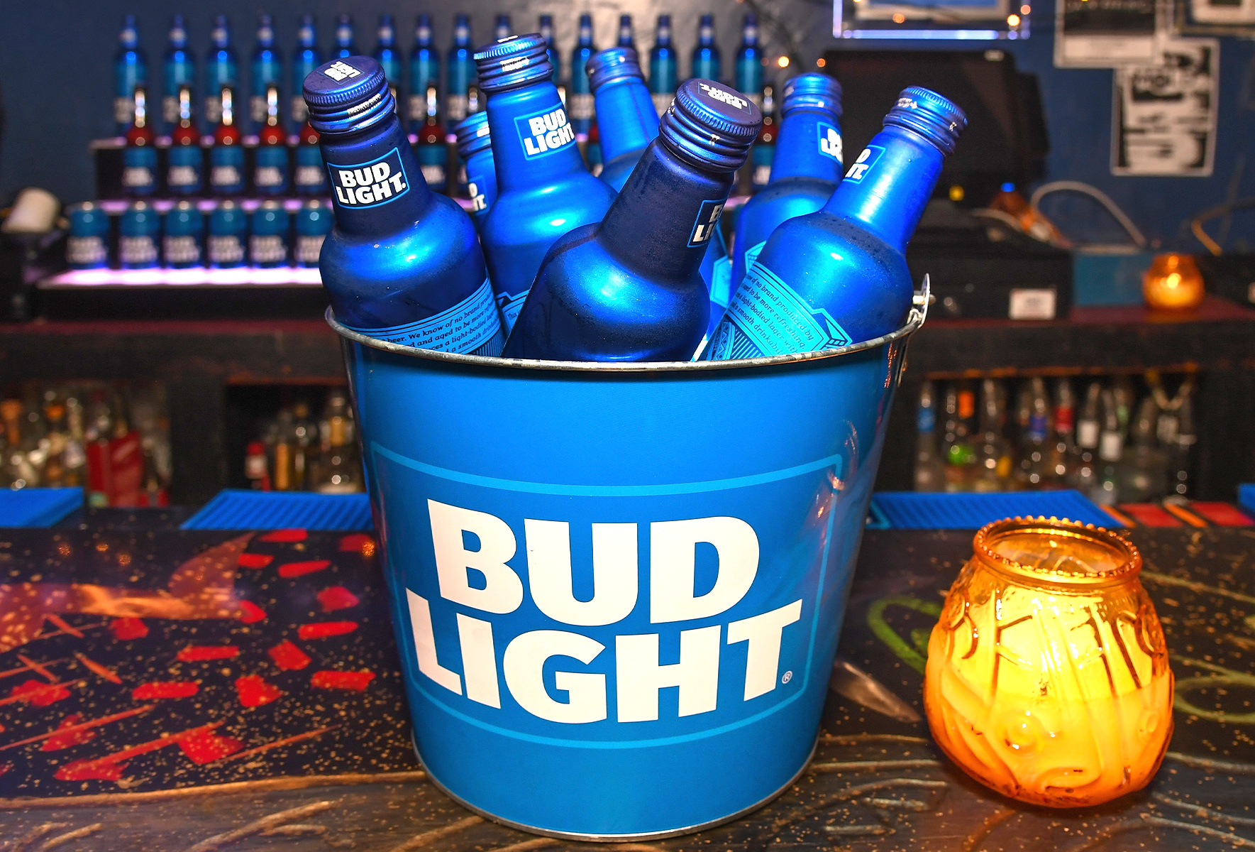 Big Bear on Twitter Did you know we make custom Gift Baskets Heres an  example of one we made today for a Bud Light fan bravethecave Bud Light  httpstco0W1OeTFEFK  Twitter