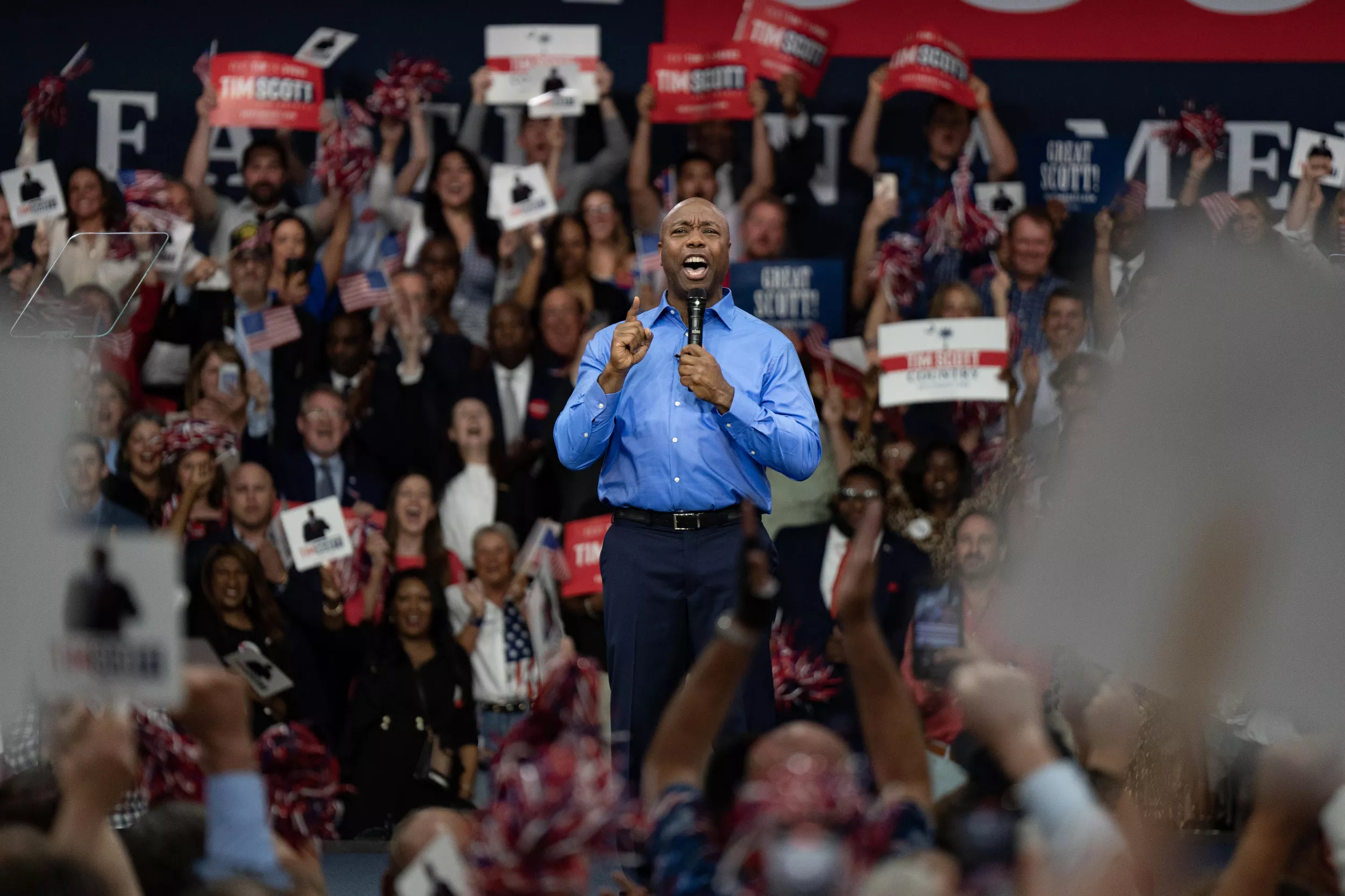 Tim Scott Bets on Trump Supporters' Attraction to Optimism - Vimarsana News