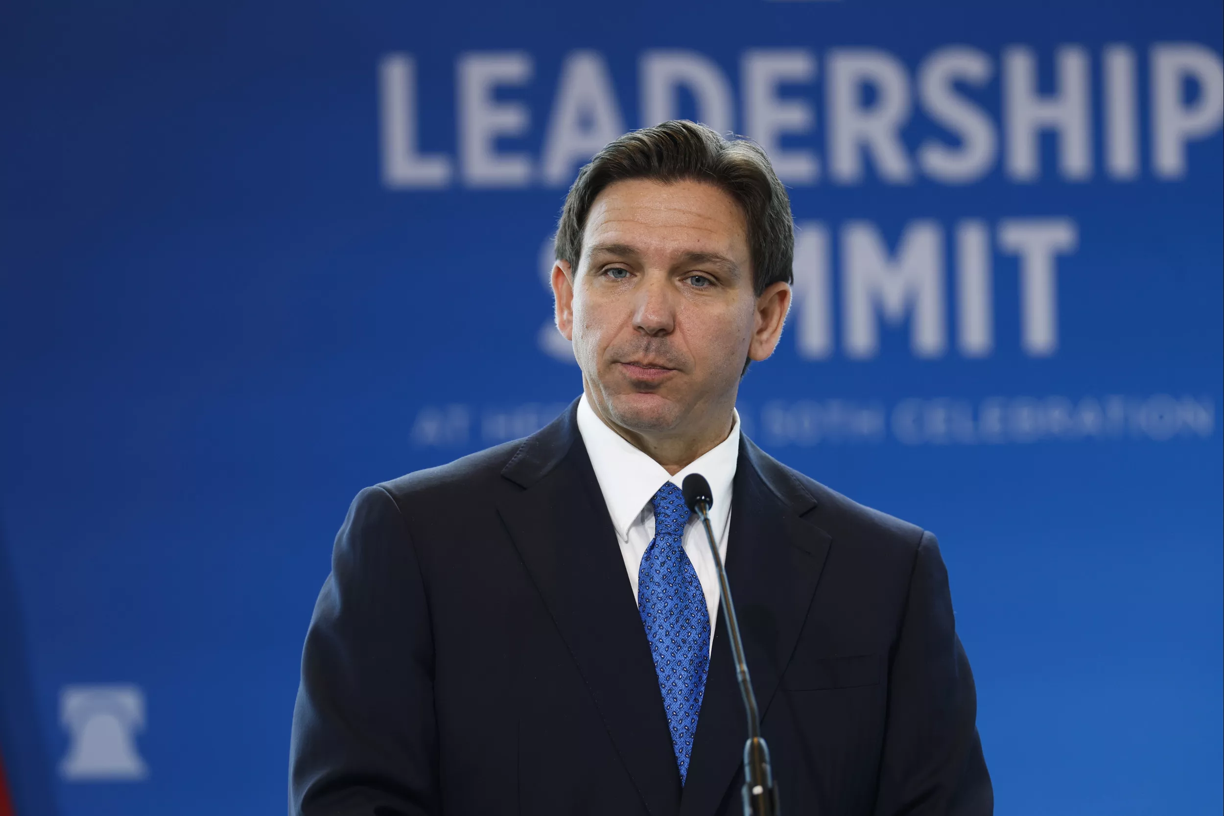 Burger Bar Sues Ron DeSantis Over Ban on 'Adult' Live Shows - Vimarsana News