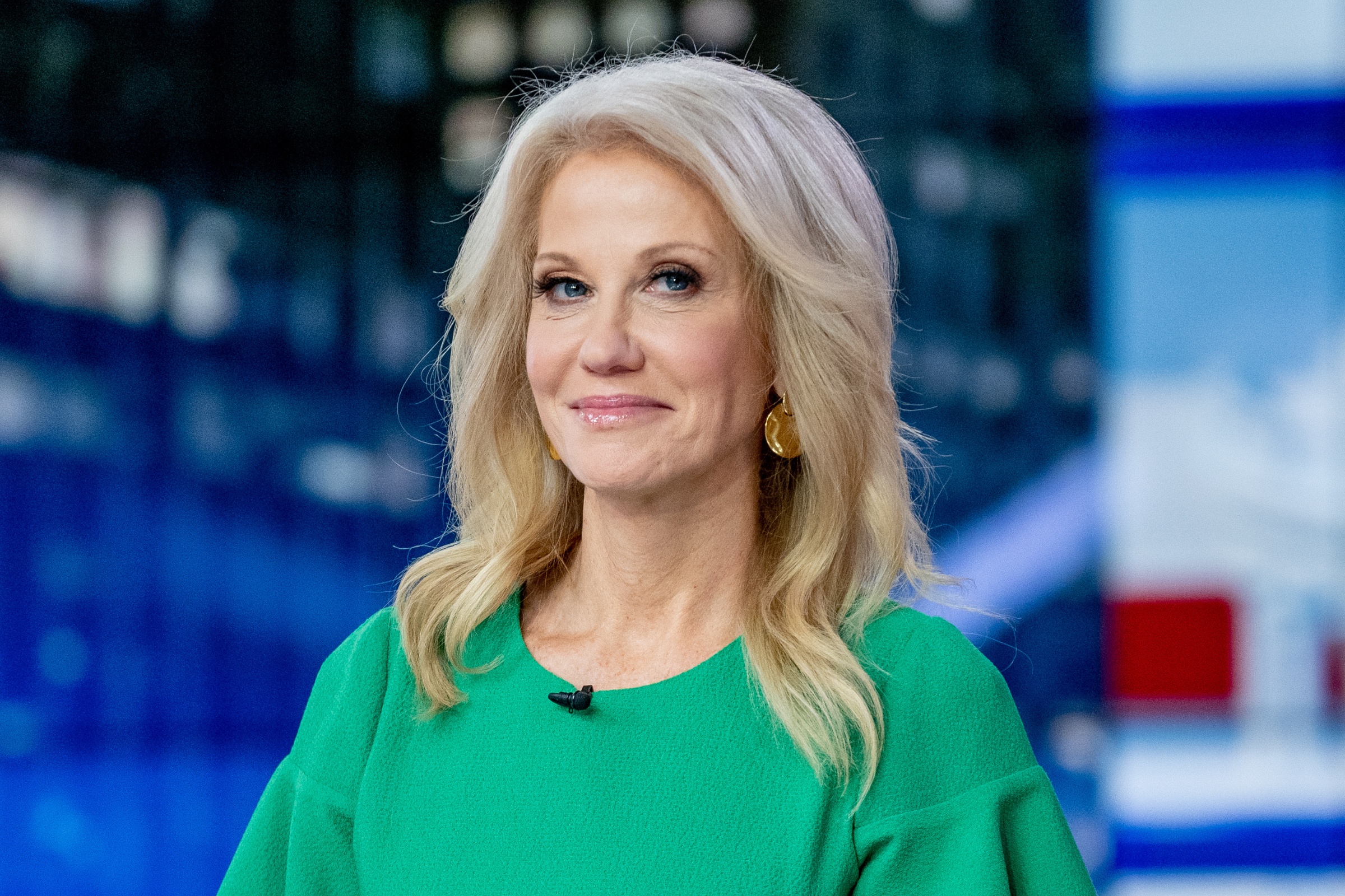Kellyanne conway breasts