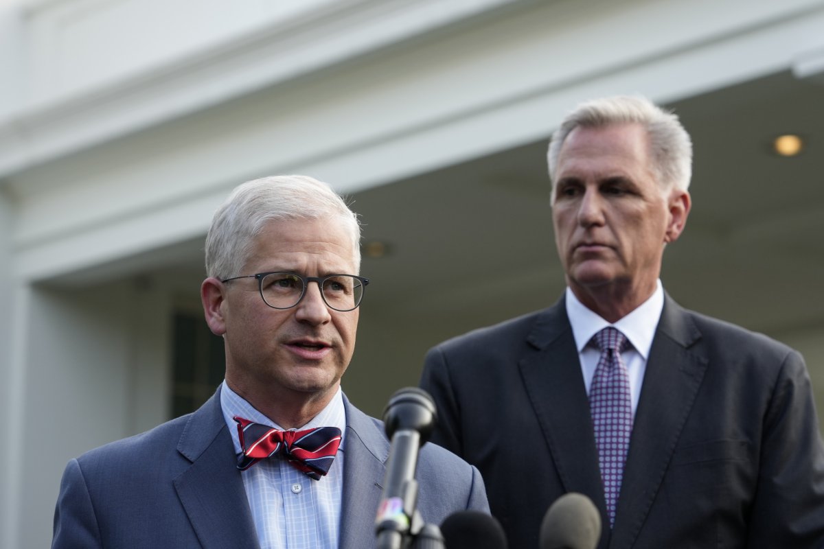 McHenry and McCarthy Negotiate on Debt Limit