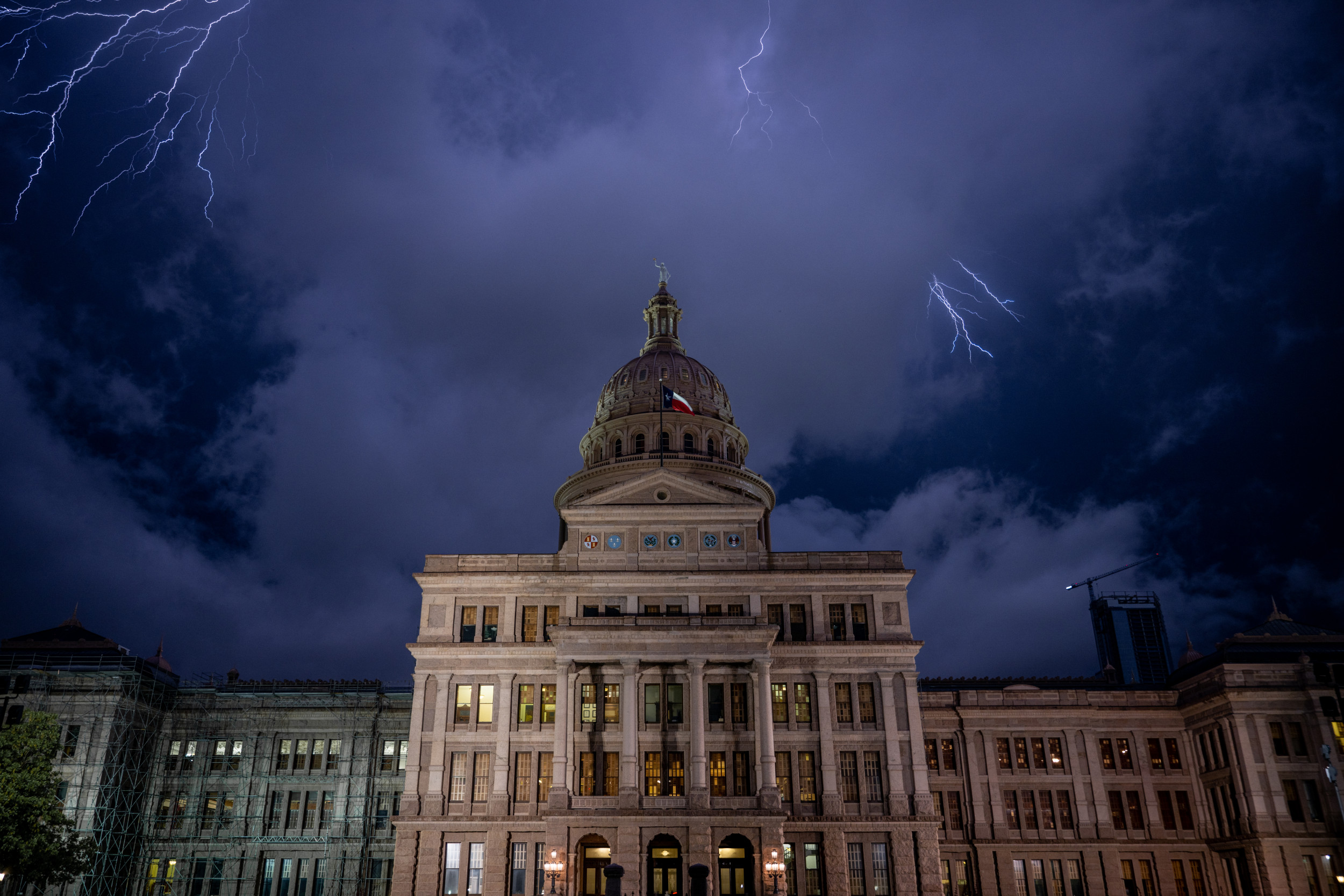 Texas lieutenant governor is taking the possible theft of Tom