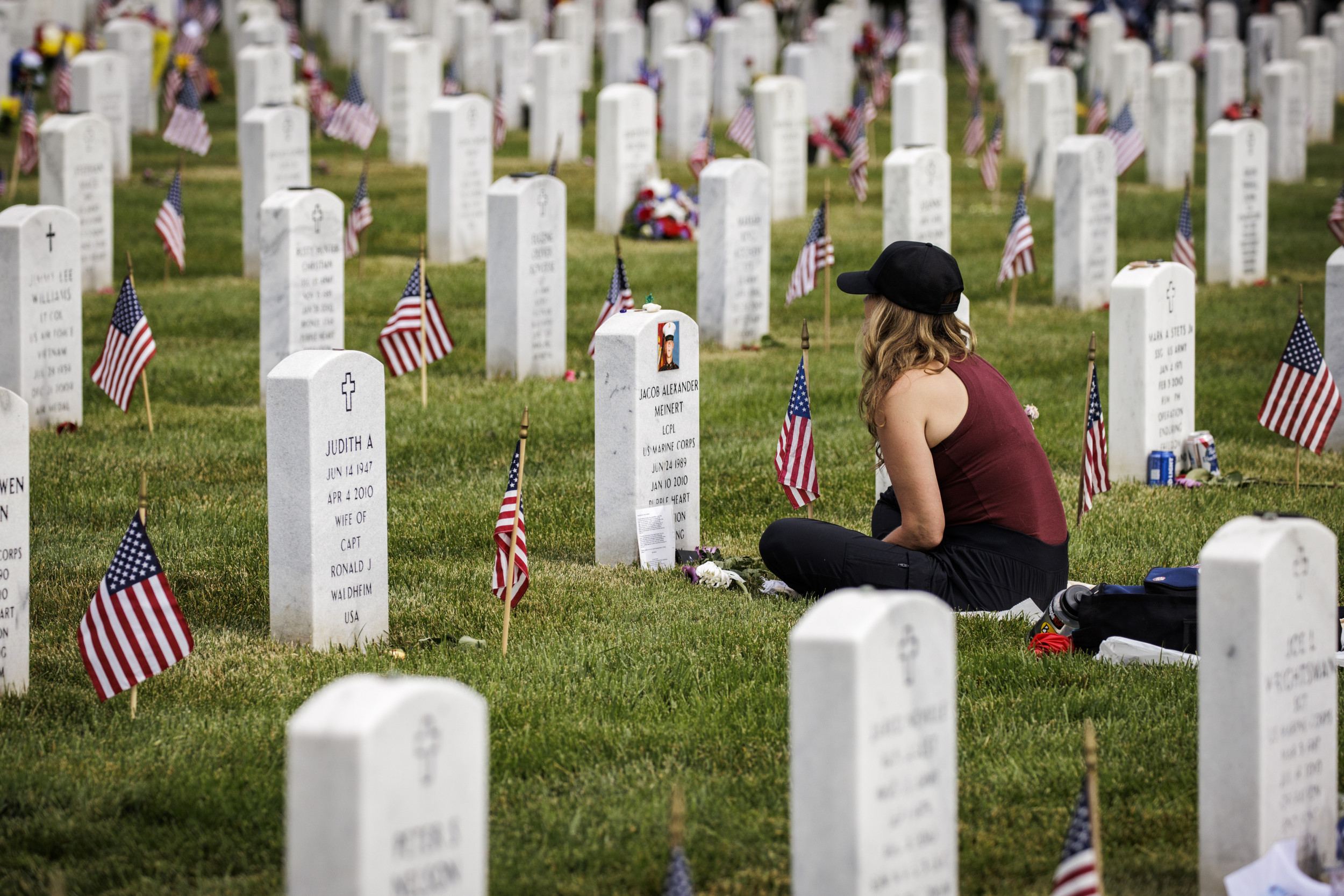 Photos Show Memorial Day Tributes At Arlington National Cemetery - Newsweek