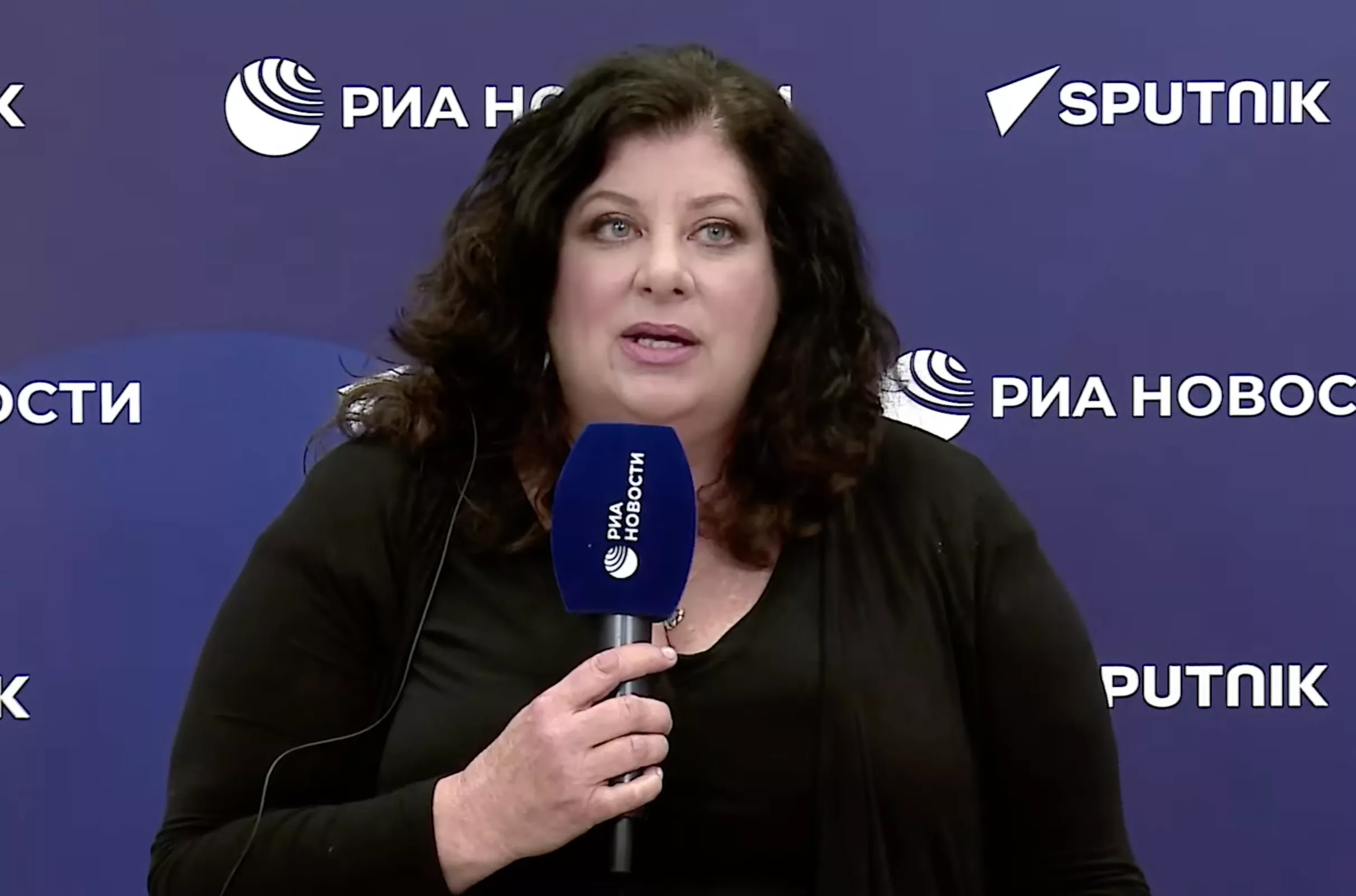 Biden Accuser Tara Reade Leaves U.S. for 'Safety' of Russia - Vimarsana News