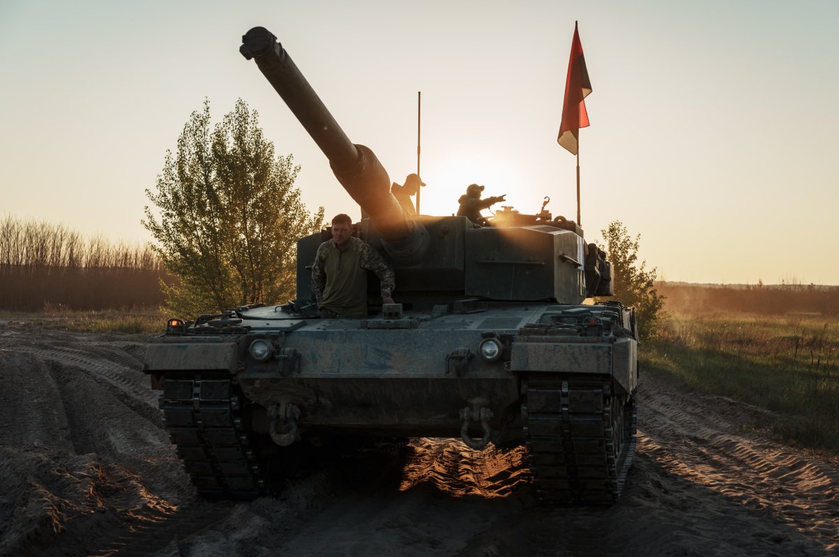 Ukraine Panzer Ukraine Counteroffensive Will Be 'Impressive': Lindsey Graham - Newsweek