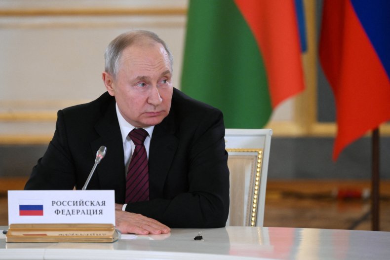 Vladimir Putin at Kremlin meeting May 2023