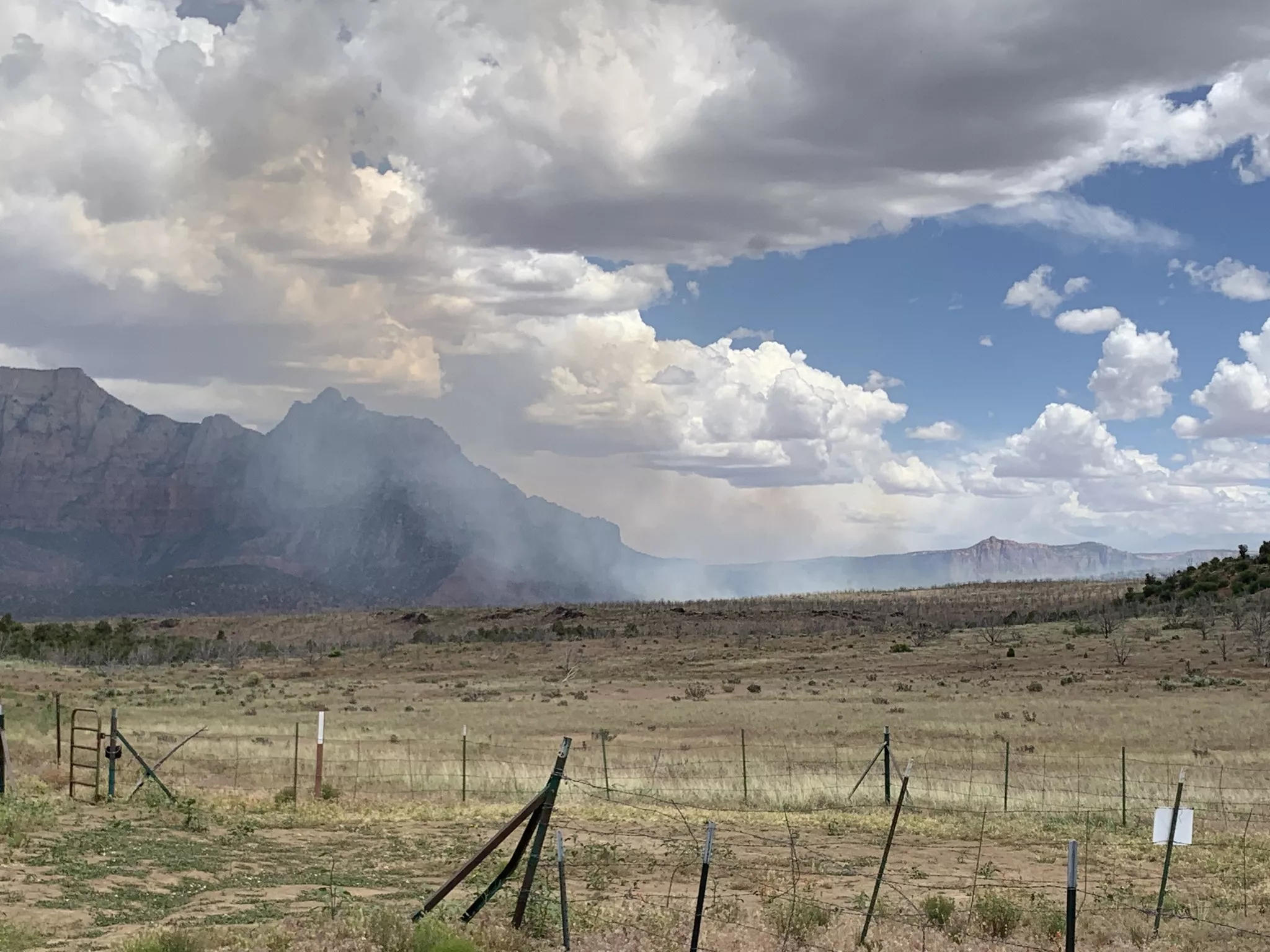 Fire Rages After Lightning Strike Hits Utah National Park - Vimarsana News