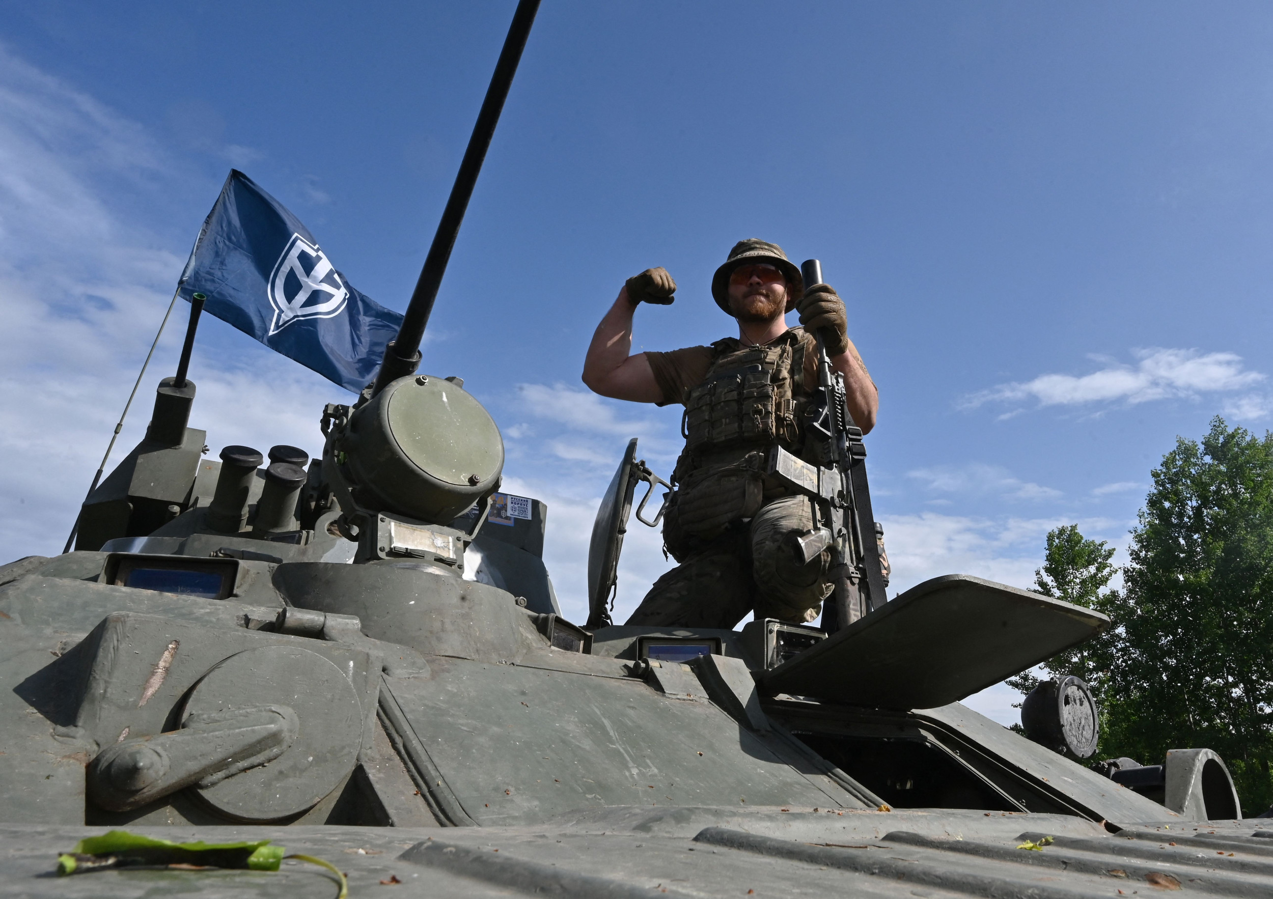 Uciekinierzy Putina przysięgają „wyzwolić Rosję”, gdy czołgi wjadą z Ukrainy