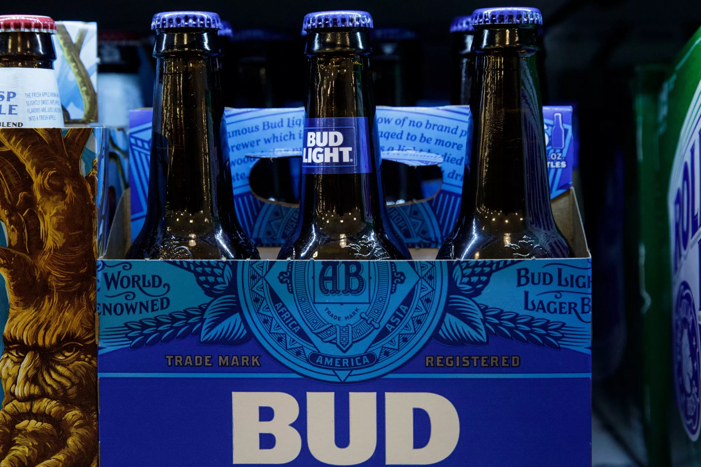 video-showing-unsold-bud-light-goes-vira