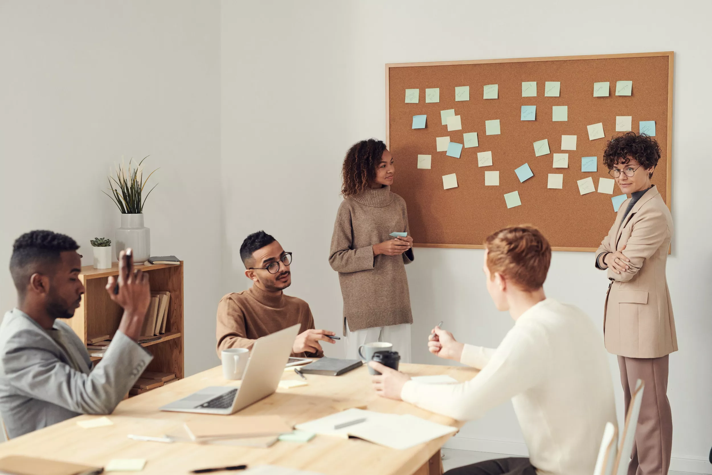 19 Strategies for Cultivating a Team Committed to Company Values - Vimarsana News