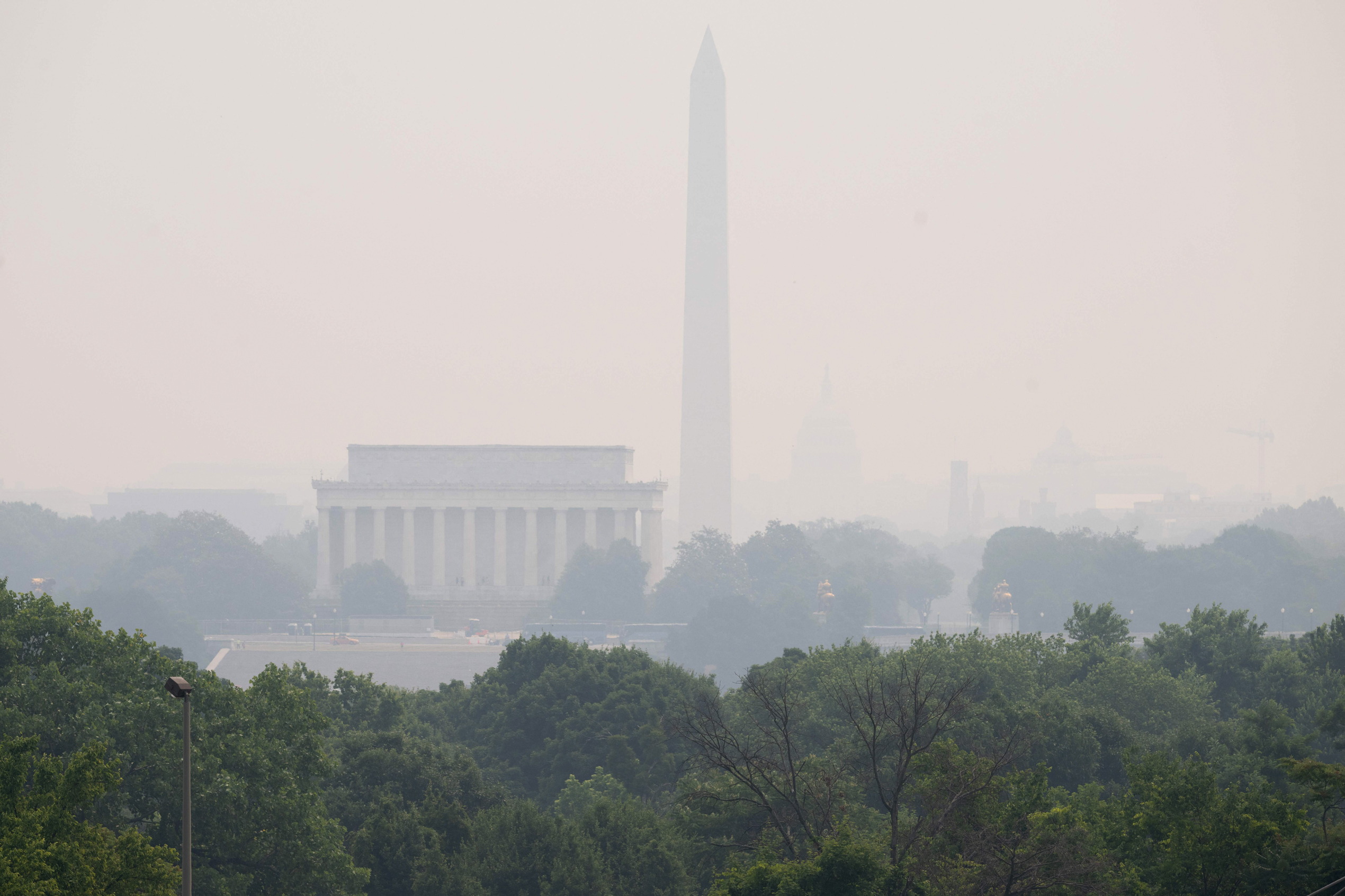 Virginia Leaves Clean Air Initiative as Wildfire Smoke Fills Sky