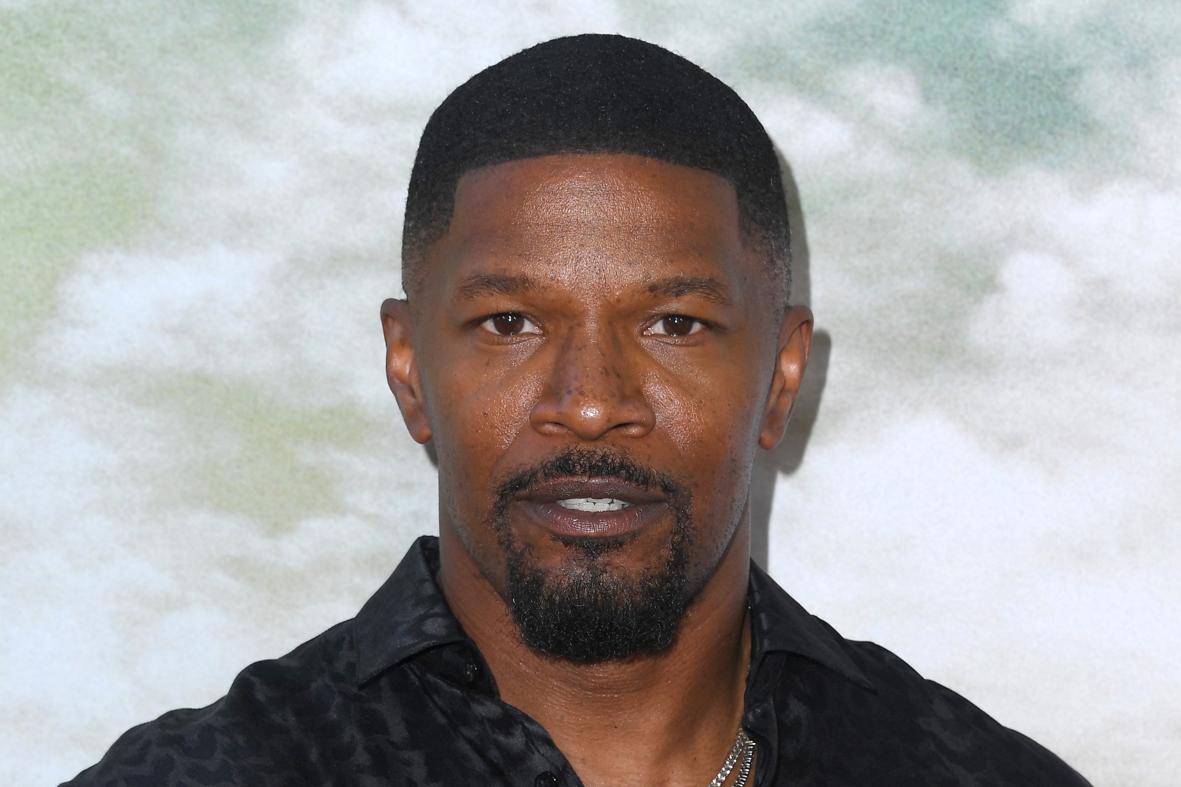 Jamie Foxx Remains in Chicago Rehab Facility After Health Scare