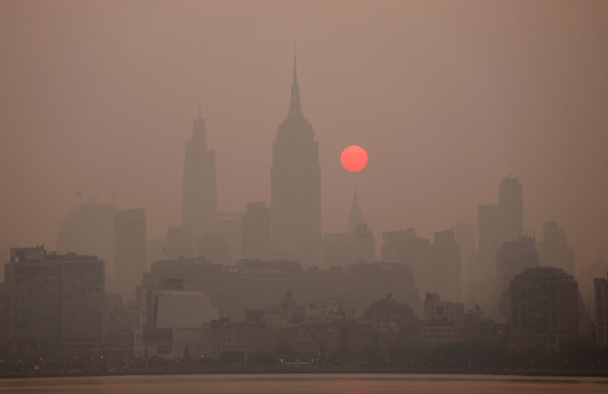NYC smoke from wildfire