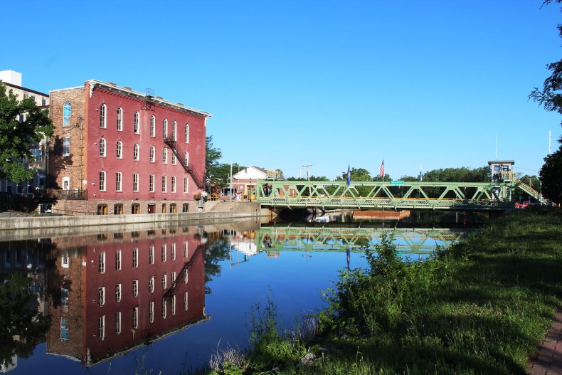 Lockport Cave Boat Tour Ends Capsizing