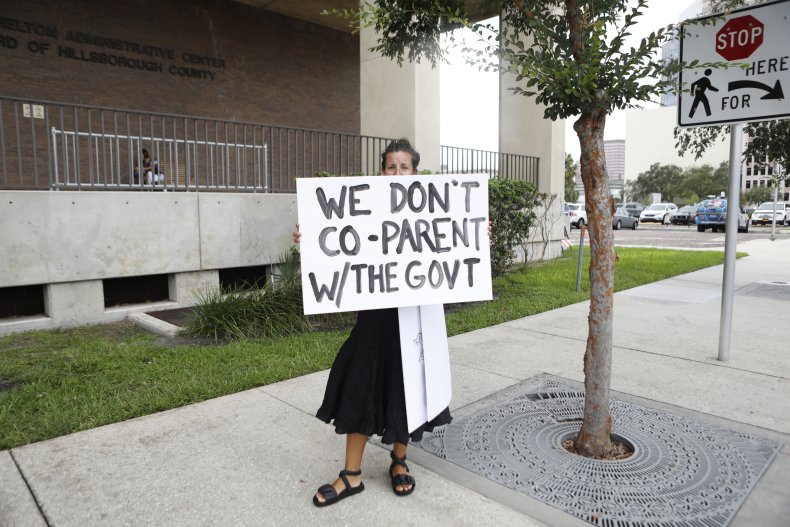 Parent school mask protest