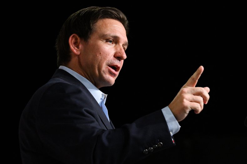 DeSantis Pushes Newsom to Challenge Biden 2024
