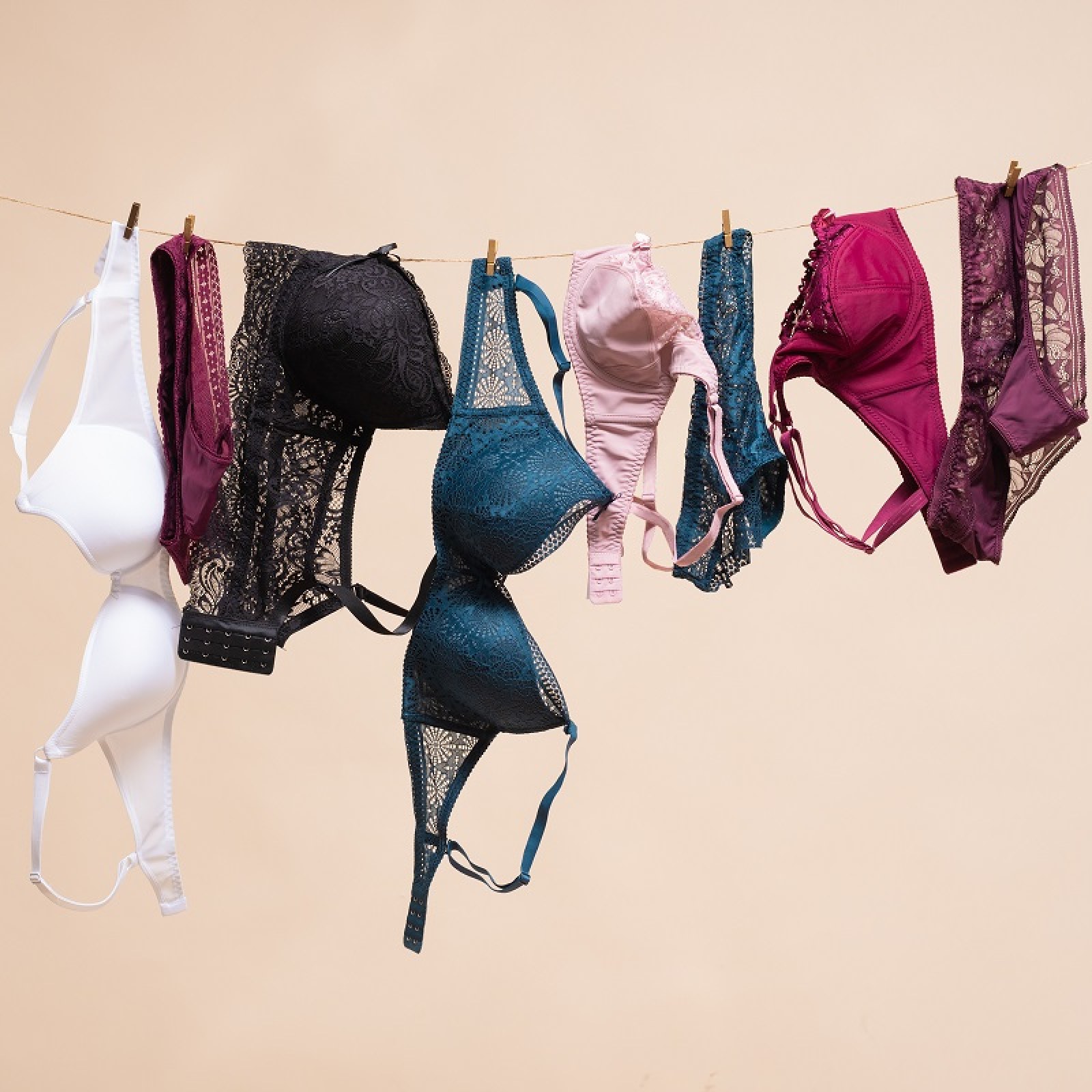 How often should you wash your bra & when do you need to replace your undies?