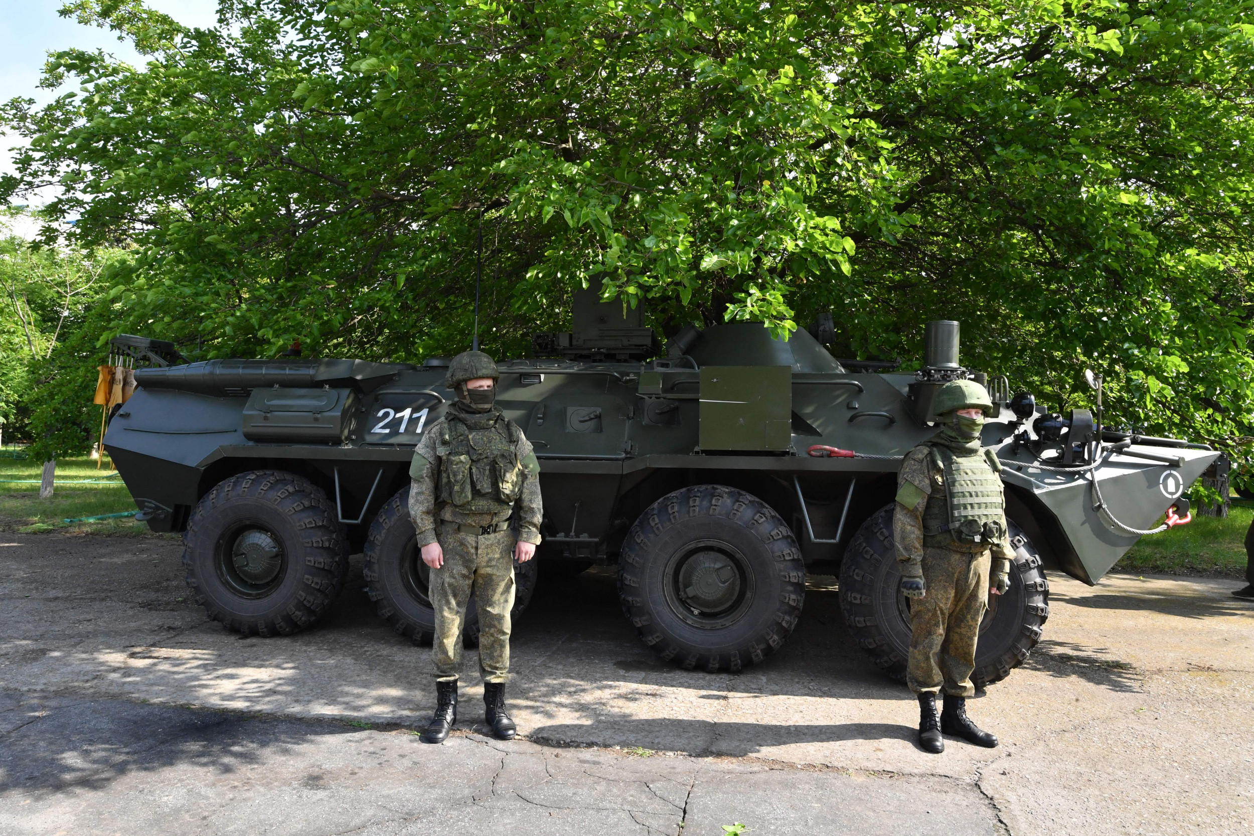 Russia Floods Front Lines With 'Low-Quality Forces': ISW thumbnail
