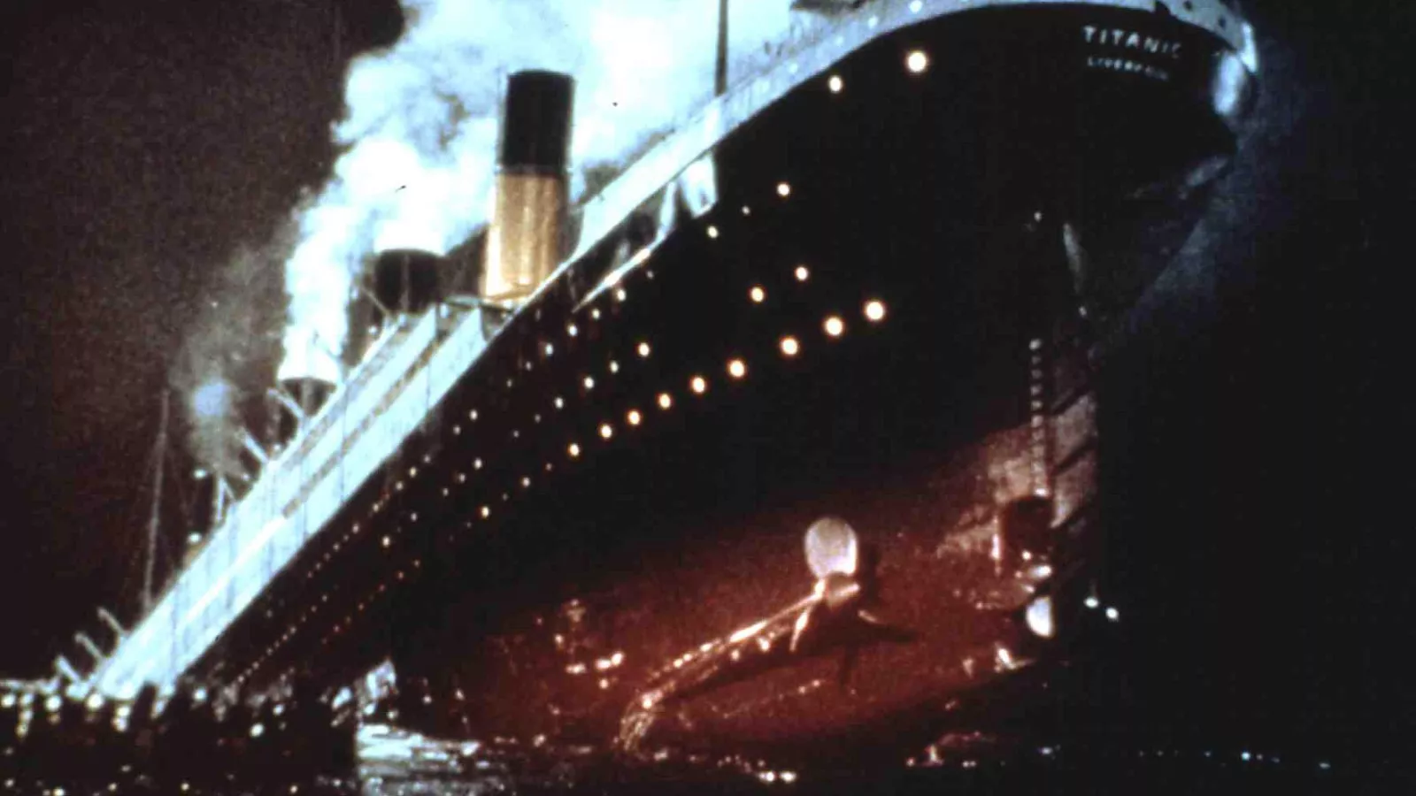 Inside Titanic Shipwreck
