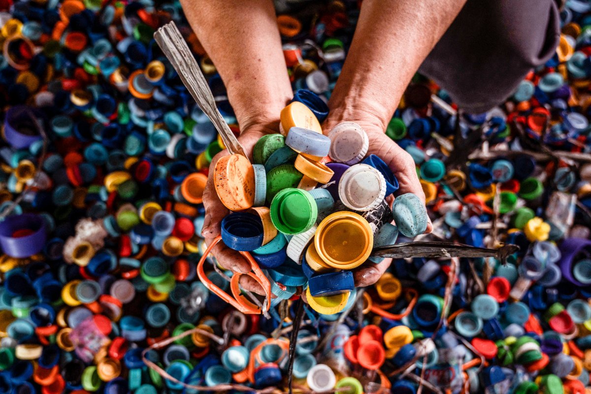 Plastic bottle caps
