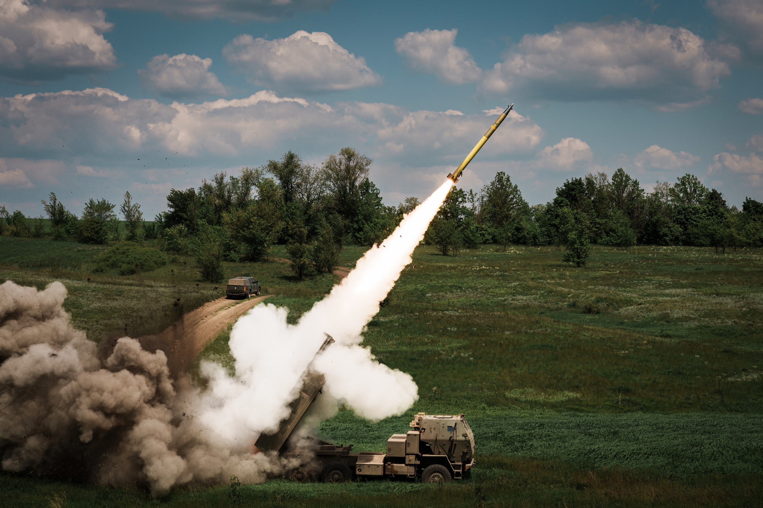 Video shows HIMARS wipe out Russian targets as Ukraine touts progress