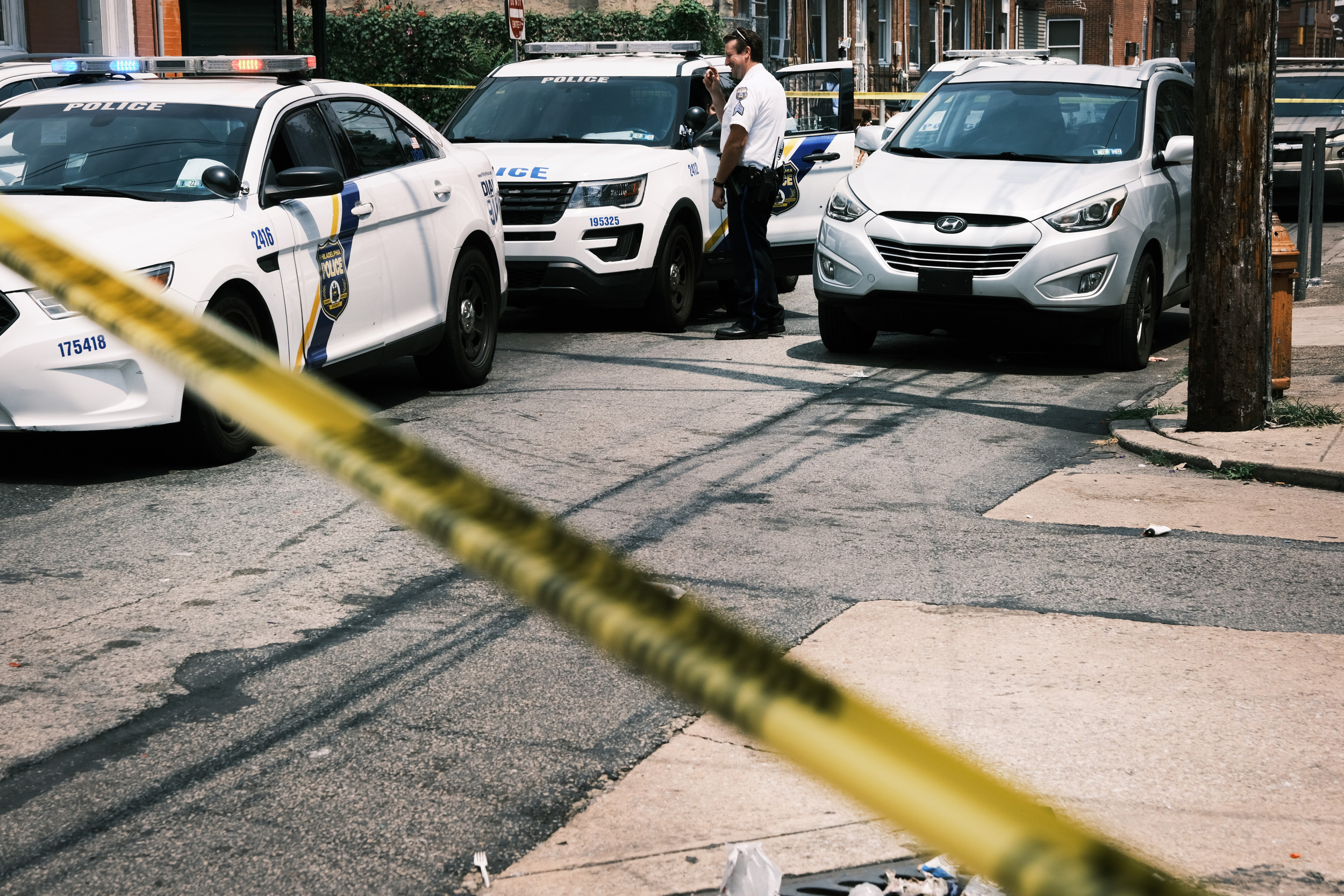 Philadelphia mass shooting leaves 4 dead, 4 injured