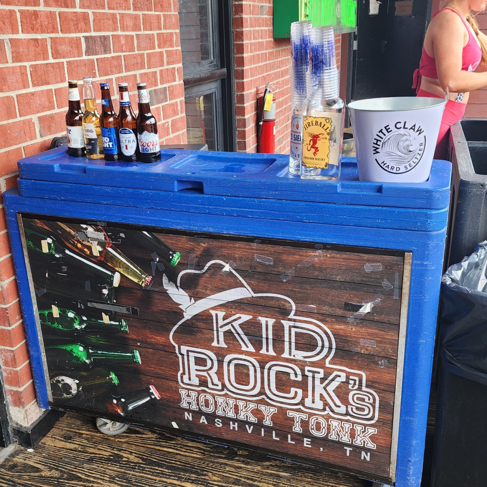 Does Kid Rock'S Bar Still Sell Bud Light: Unveiling Truth