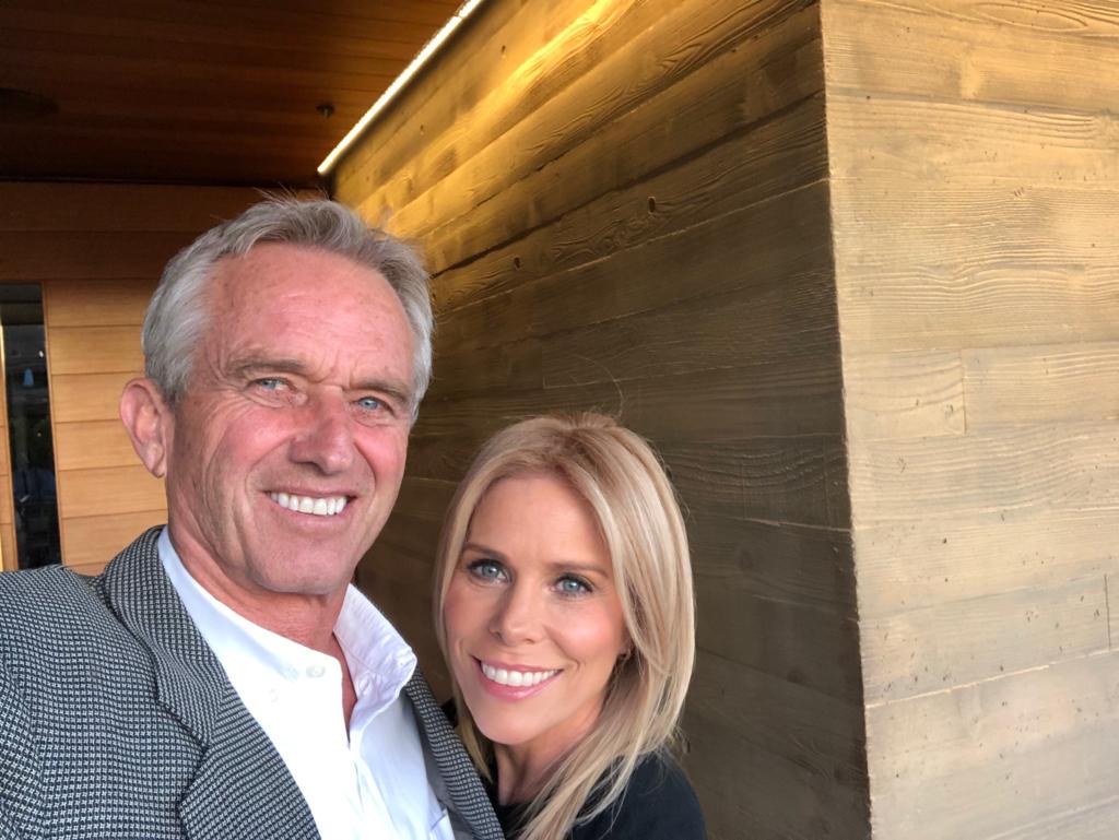 Cheryl Hines Frets For Family As Husband RFK Jr. Runs For President ...